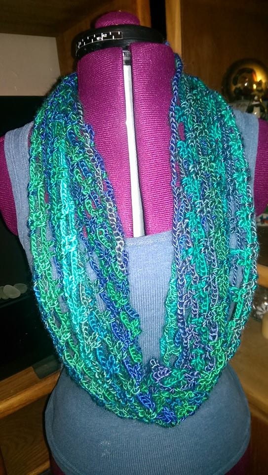 Pattern Crochet pattern - Ali's Signature Infinity Scarf